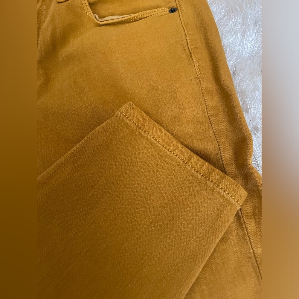 Universal Thread High Rise Skinny pants- Sz 4 or 27R in - Picture 5 of 6